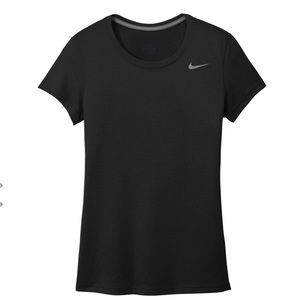 NIKE Dri-Fit Legend T-Shirt Size M